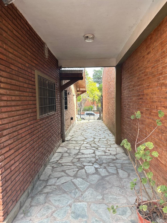 VENTA CASA EN ZONA CENTRO VILLA GESELL