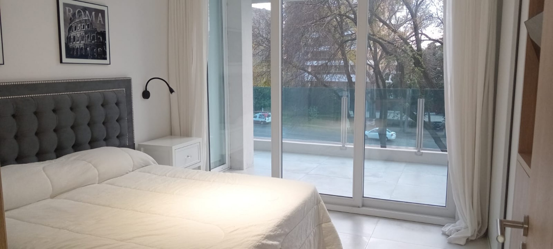 Departamento 2 ambientes (2A) NESTING PINAMAR. Frente. Incluye Cochera Cubierta.