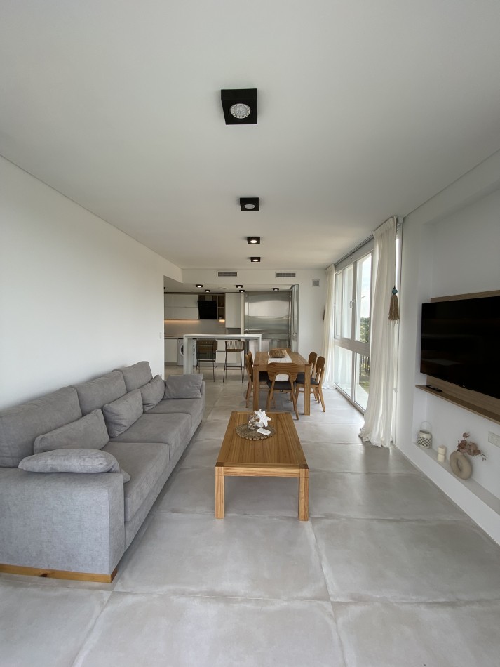 Departamento (5E)- NESTING PINAMAR (Contrafrente)