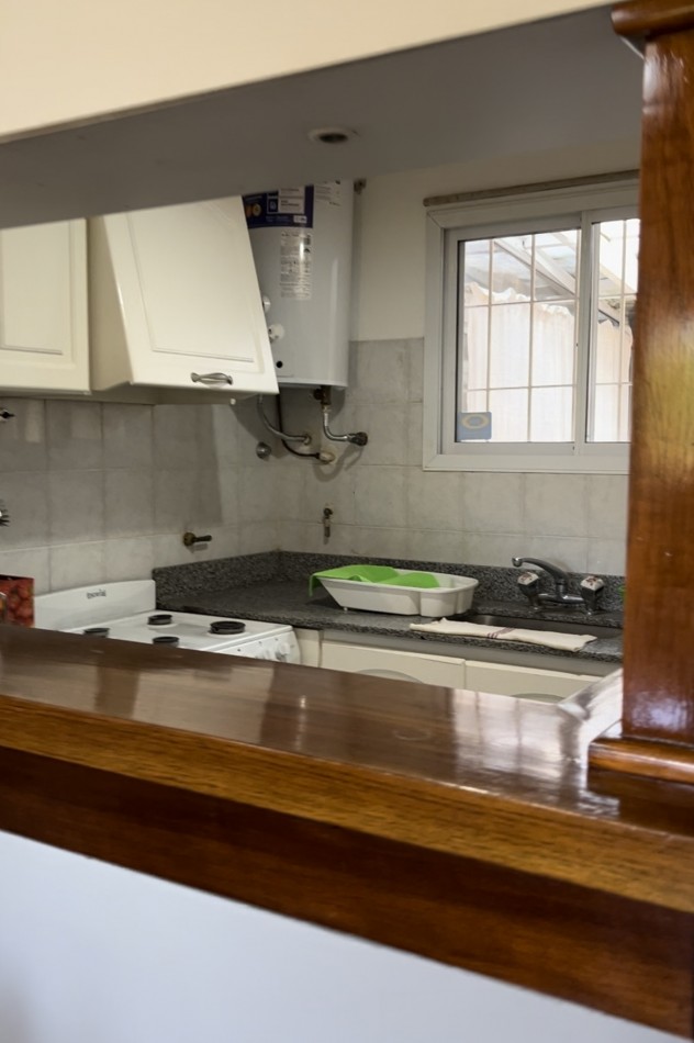 PINAMAR - EN VENTA - DEPARTAMENTO EN PH EN VALLE FERTIL DOS DORMITORIOS CON QUINCHO CUBIERTO