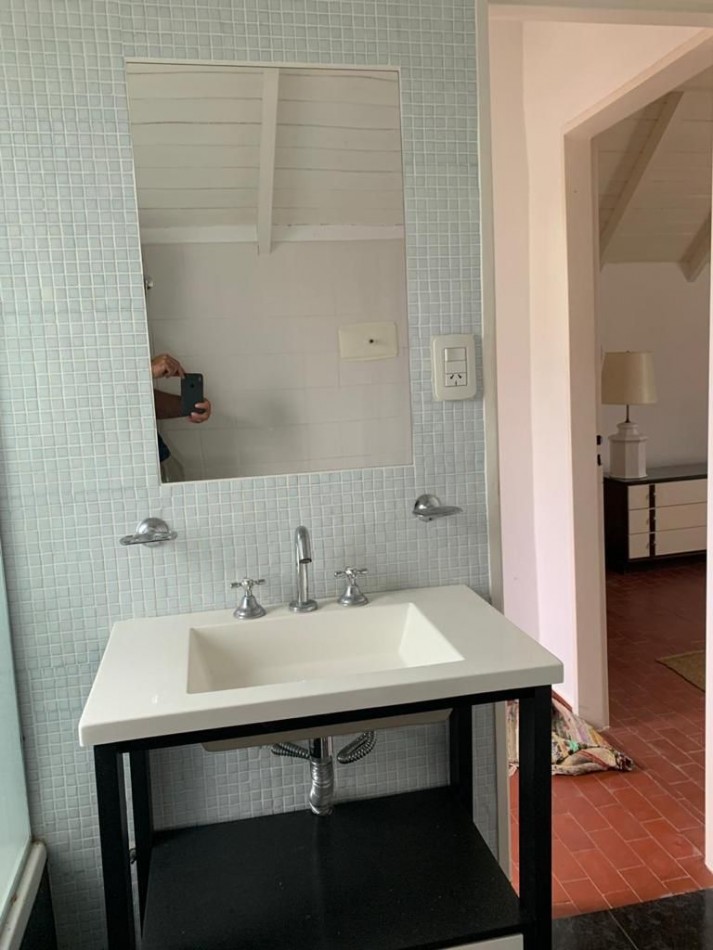 Departamento en Duplex. en Pinamar, en estado y ubicacion muy buena