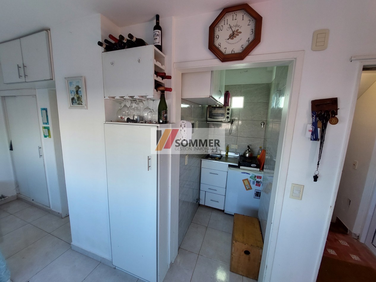 AMPLIA COCHERA + DEPARTAMENTO EN PLENO CENTRO DE PINAMAR