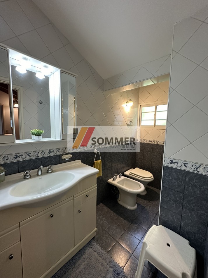 DOS CASAS IDEAL INVERSION PARA RENTA !!!! PROPIEDAD MULTIFAMILIAR - EXCELENTE UBICACION Y ESTADO -