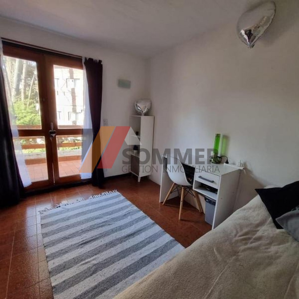 IMPECABLE DUPLEX DE TRES AMBIENTES