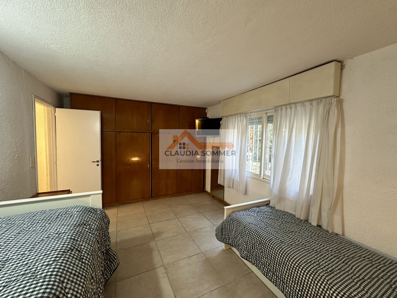 DOS CASAS IDEAL INVERSION PARA RENTA !!!! PROPIEDAD MULTIFAMILIAR - EXCELENTE UBICACION Y ESTADO -