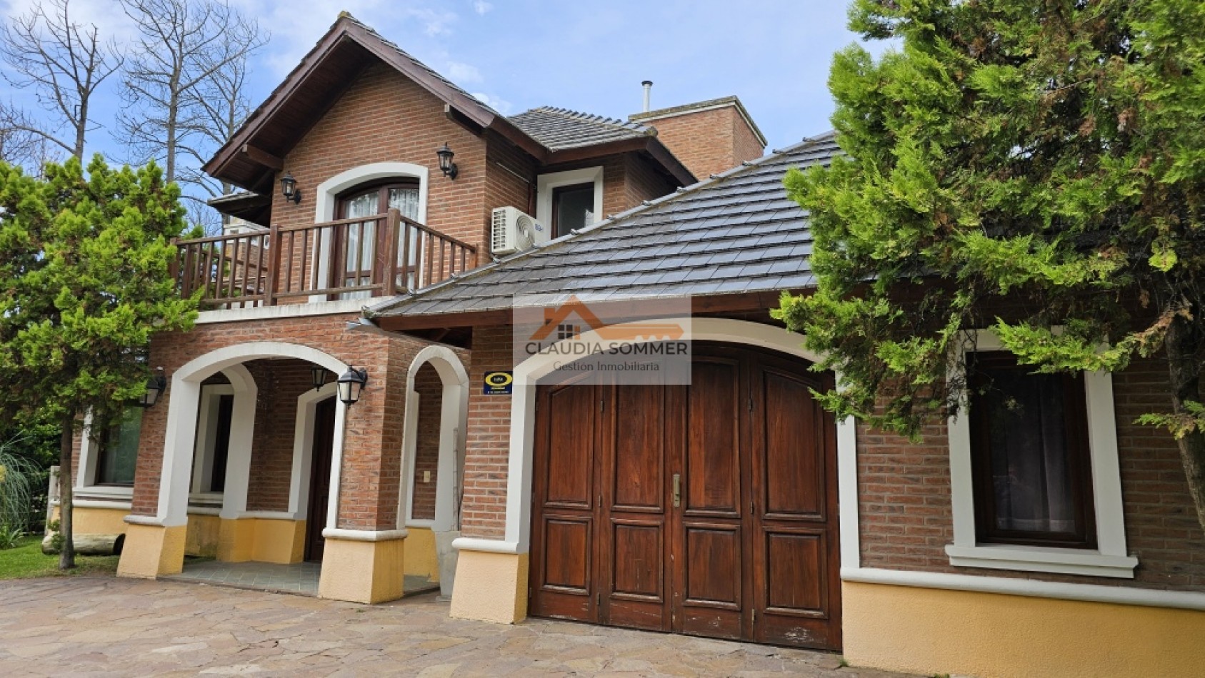 PINAMAR NORTE CHALET TRADICIONAL A SOLO 200 METROS DEL MAR