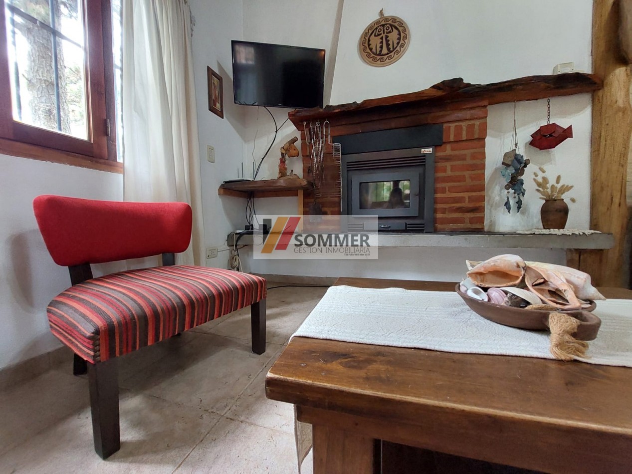 CASA EN MAR AZUL- VILLA GESELL-
