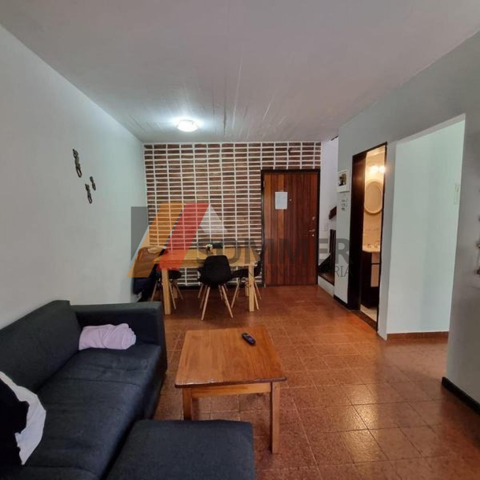 IMPECABLE DUPLEX DE TRES AMBIENTES