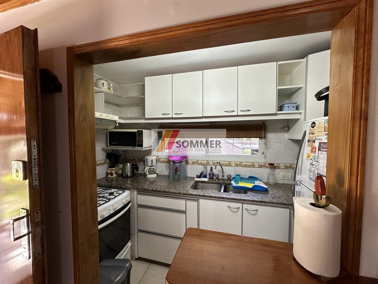 DOS CASAS IDEAL INVERSION PARA RENTA !!!! PROPIEDAD MULTIFAMILIAR - EXCELENTE UBICACION Y ESTADO -