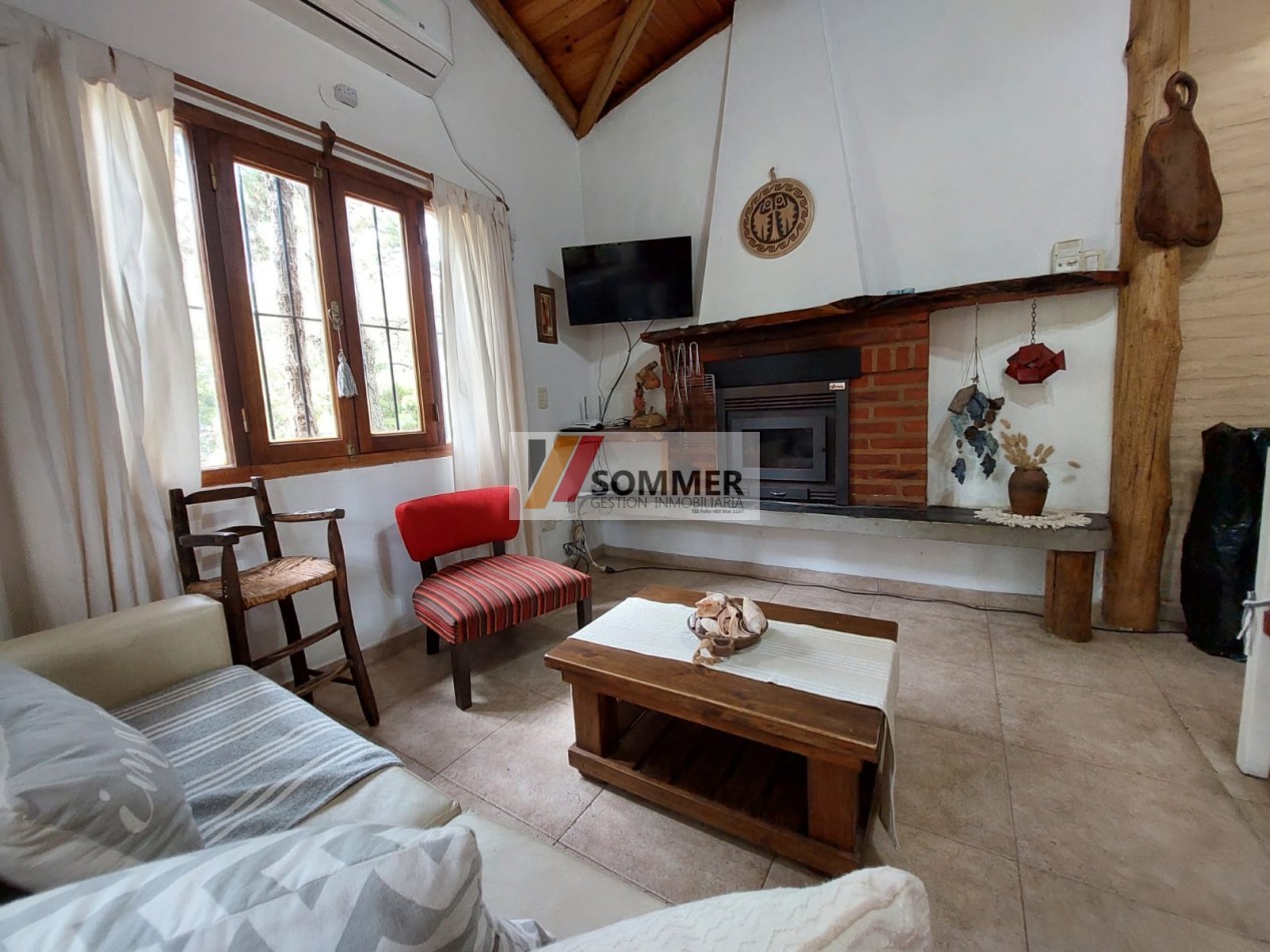 CASA EN MAR AZUL- VILLA GESELL-