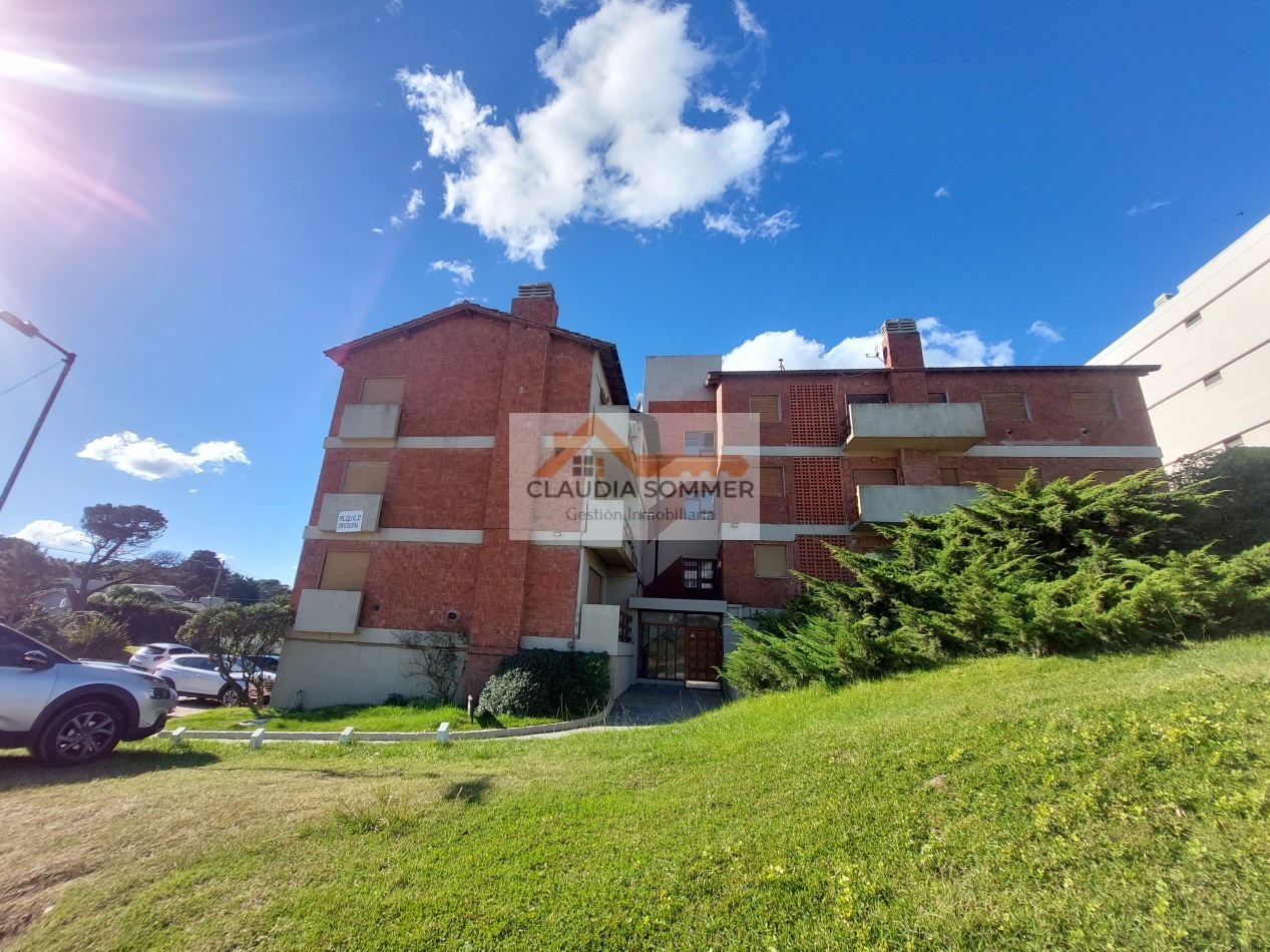 DEPARTAMENTO A 1 CUADRA DEL MAR