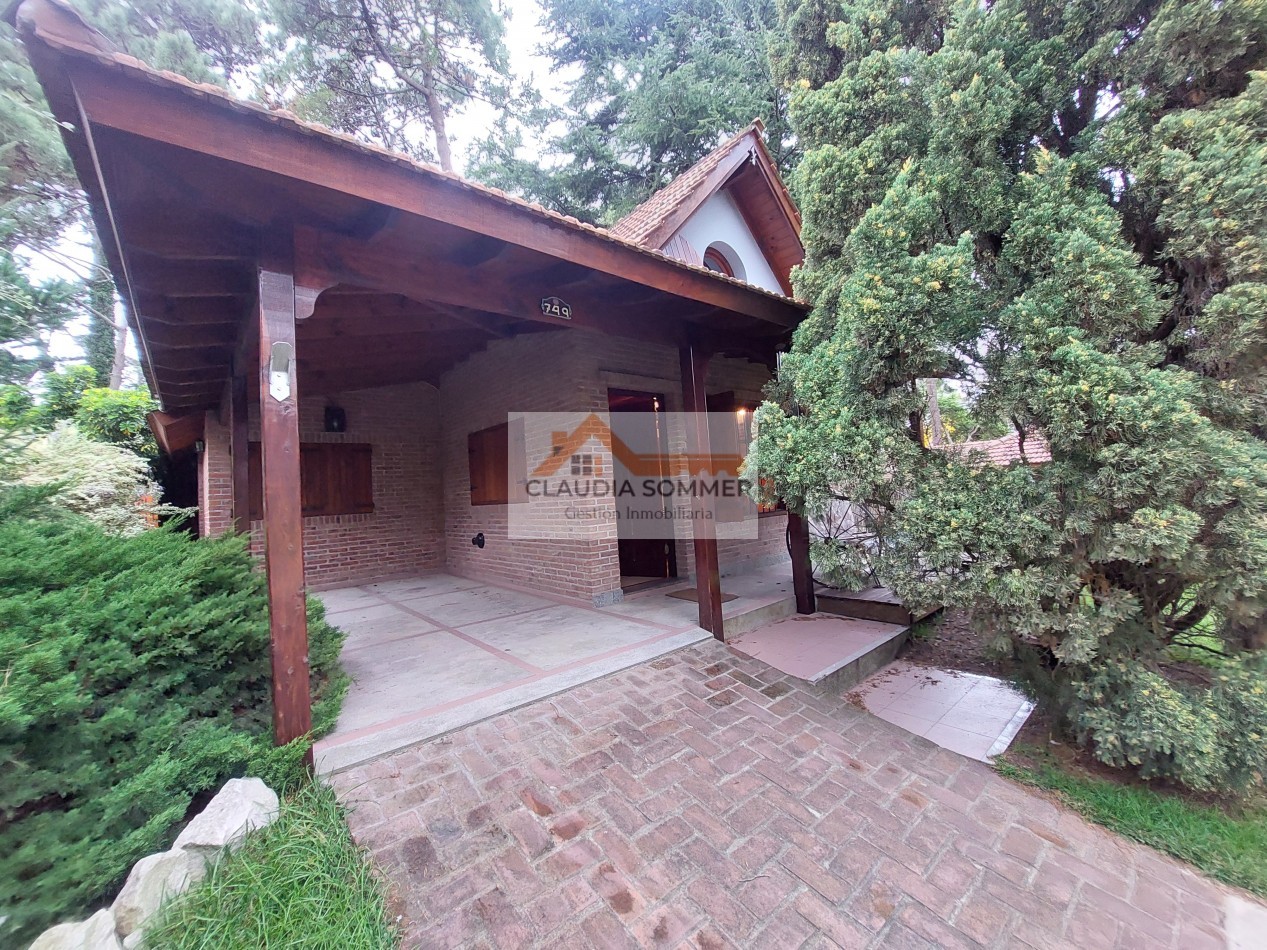 CASA EN VALERIA DEL MAR