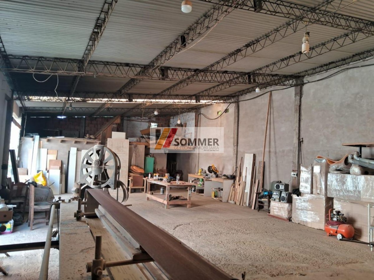 GALPON EN VENTA MAS VIVIENDA. ZONA INDUSTRIAL .