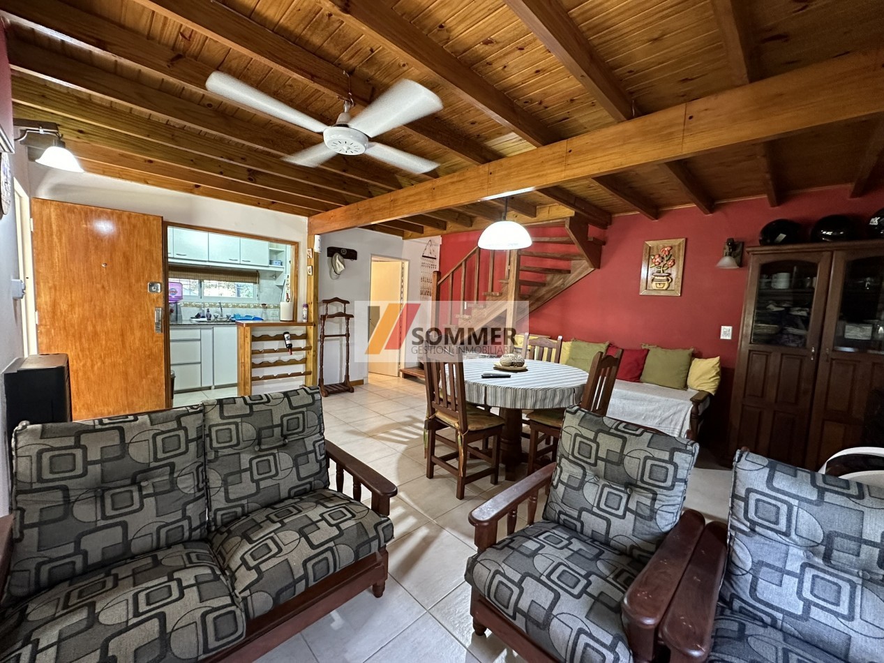 DOS CASAS IDEAL INVERSION PARA RENTA !!!! PROPIEDAD MULTIFAMILIAR - EXCELENTE UBICACION Y ESTADO -