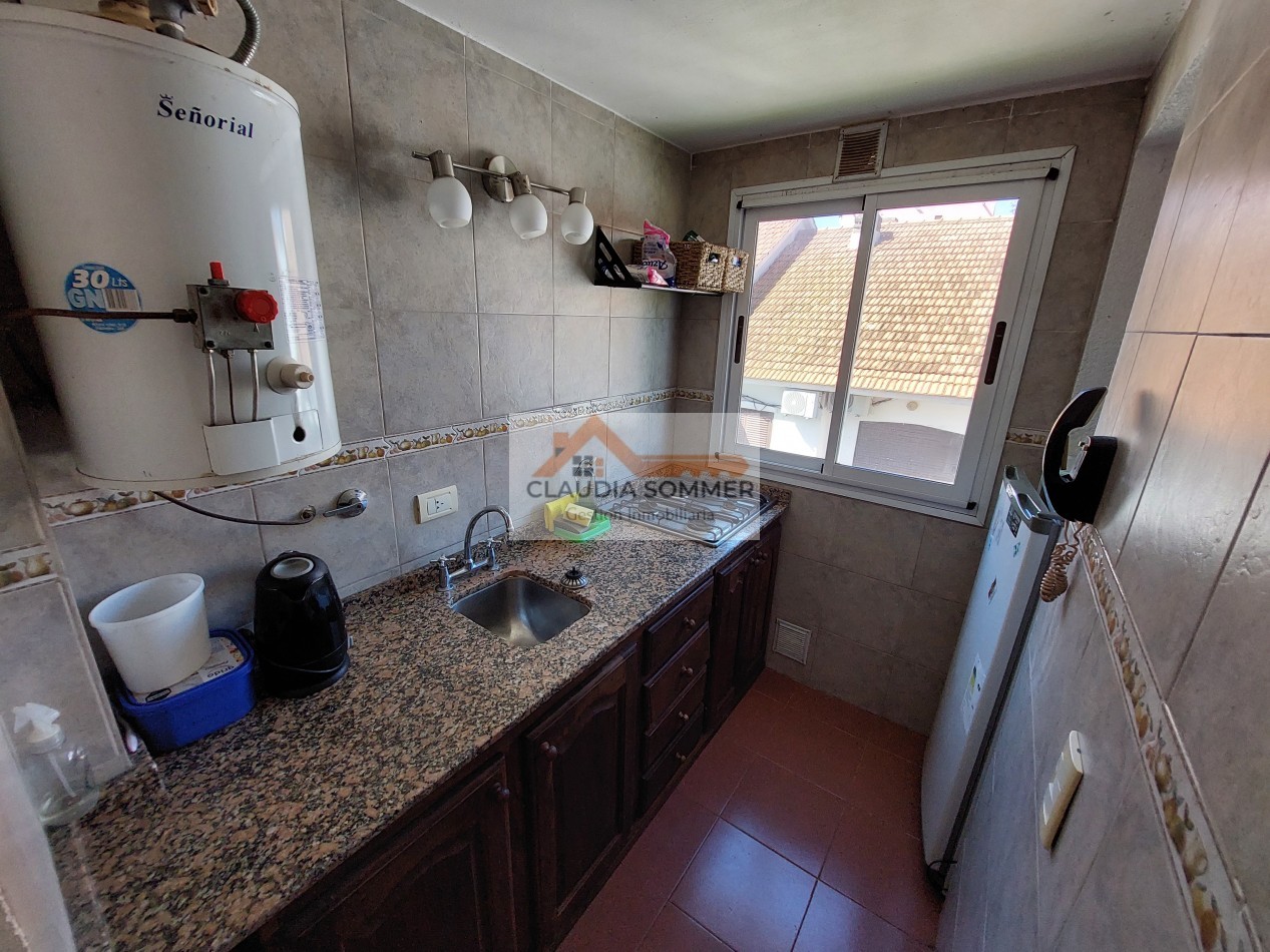 DEPARTAMENTO CON ENTREPISO, BALCON Y CERCA DEL MAR