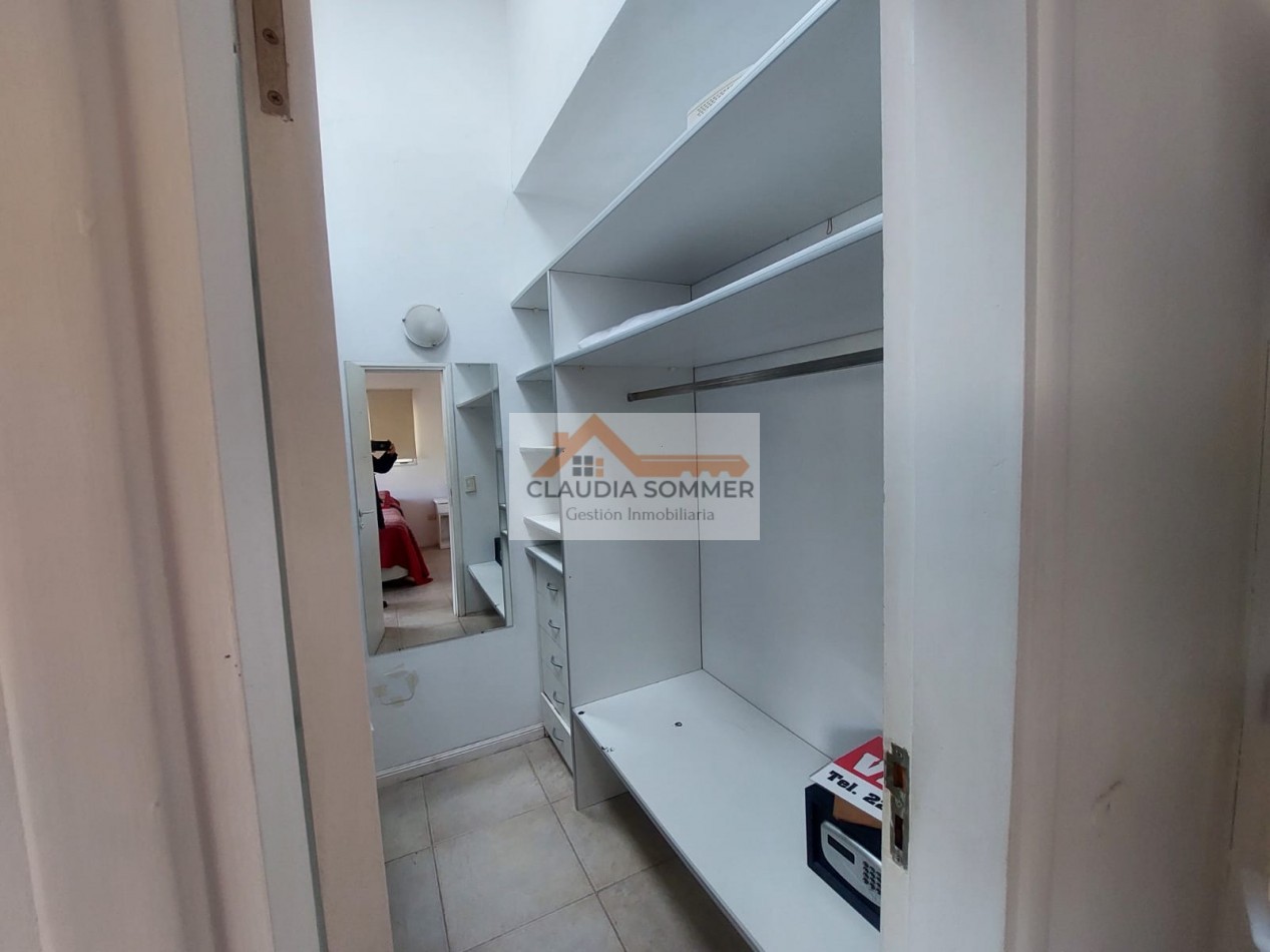 COMPLEJO TRIDENTE: COMODO TRIPLEX  CON PATIO, PARRILLA,COCHERA, PARQUE Y PISCINA.