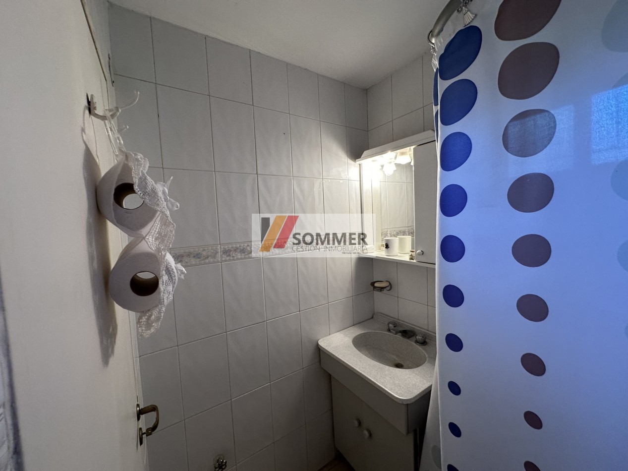 DOS CASAS IDEAL INVERSION PARA RENTA !!!! PROPIEDAD MULTIFAMILIAR - EXCELENTE UBICACION Y ESTADO -