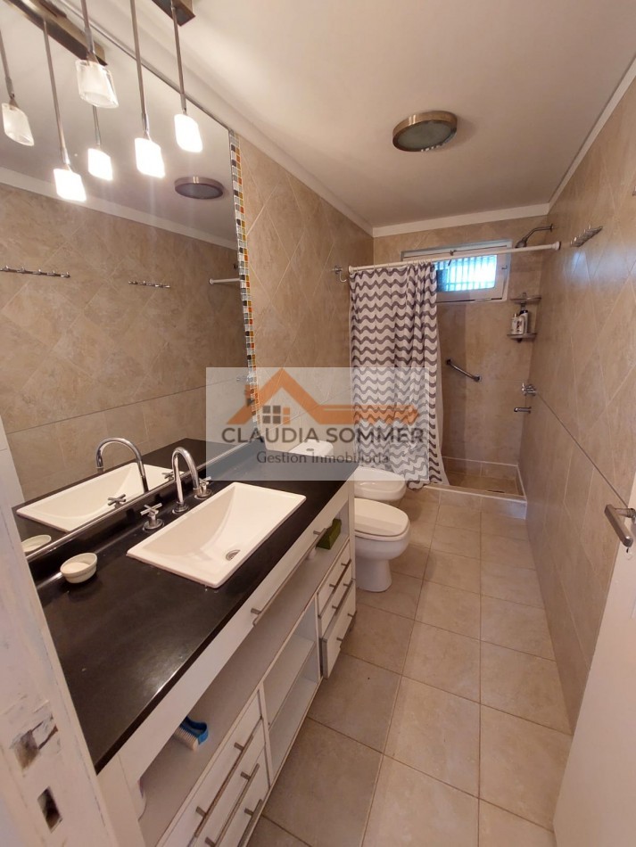 BAJAMOS EL PRECIO !!!! HERMOSA CASA CERCA DE LA PLAYA Y DEL CENTRO EN PINAMAR