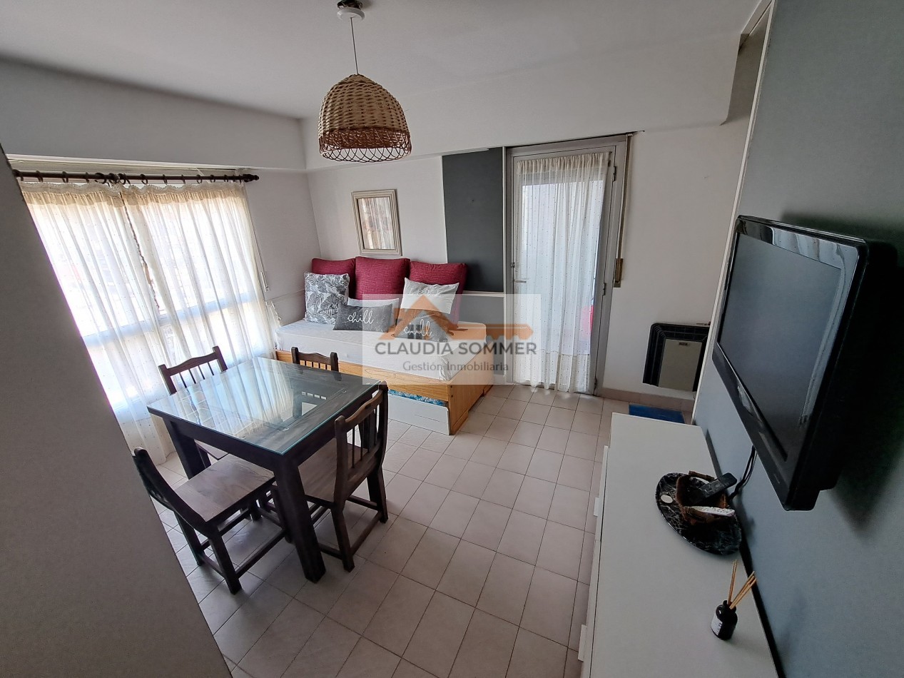 DEPARTAMENTO CON GAS NATURAL- CENTRO DE PINAMAR