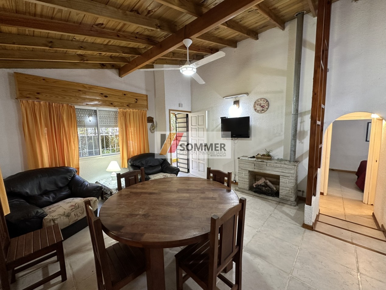 DOS CASAS IDEAL INVERSION PARA RENTA !!!! PROPIEDAD MULTIFAMILIAR - EXCELENTE UBICACION Y ESTADO -