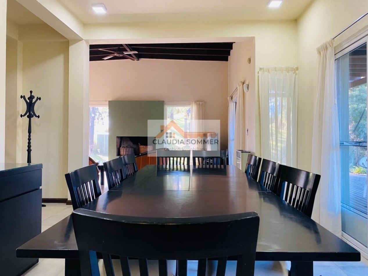 EN VENTA CASA SOBRE LOTE DE 2.000 METROS