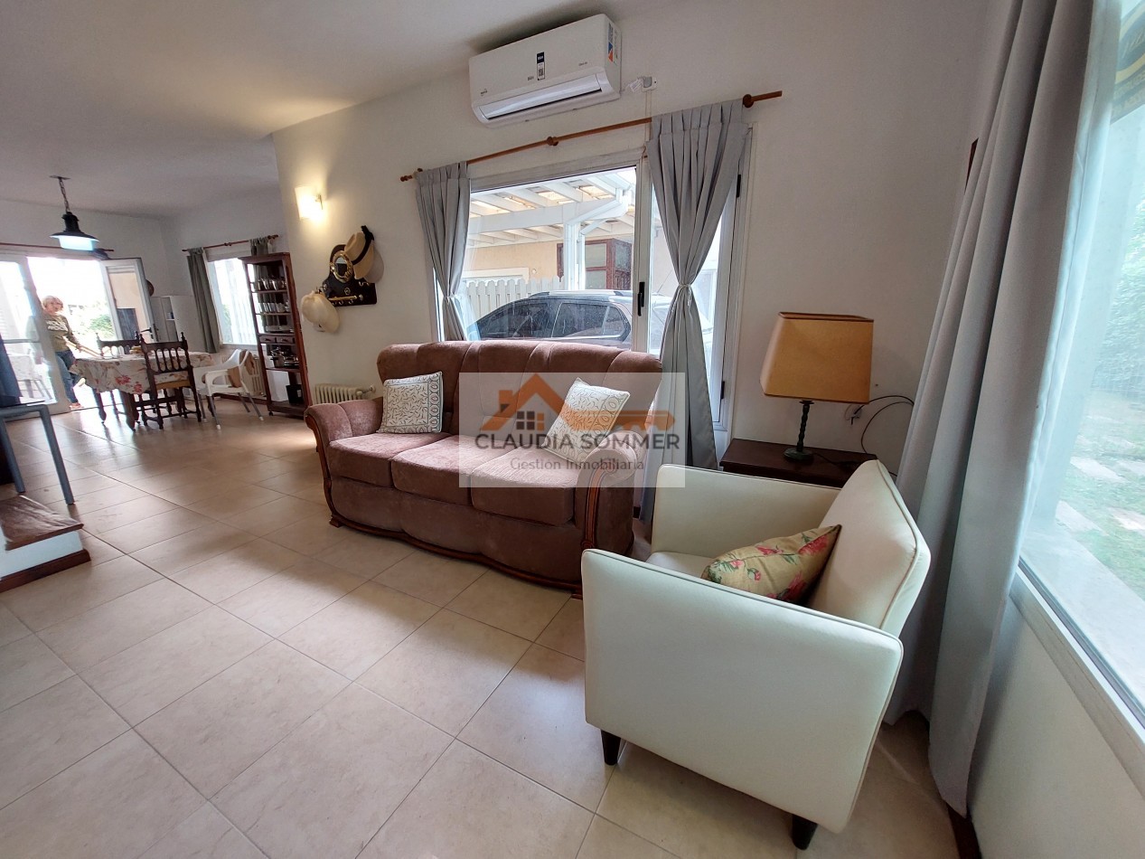 DUPLEX DE TRES DORMITORIOS EN TRIDENTE