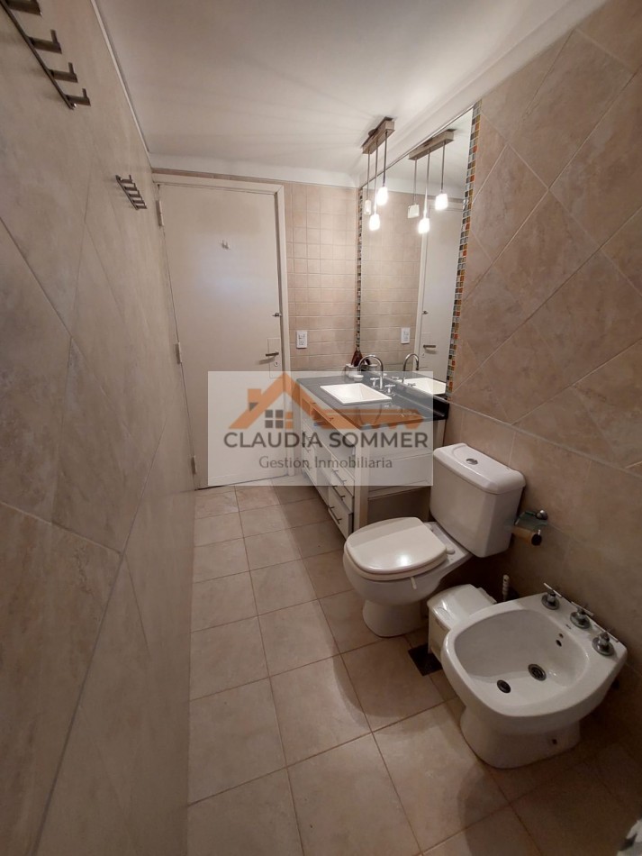 BAJAMOS EL PRECIO !!!! HERMOSA CASA CERCA DE LA PLAYA Y DEL CENTRO EN PINAMAR