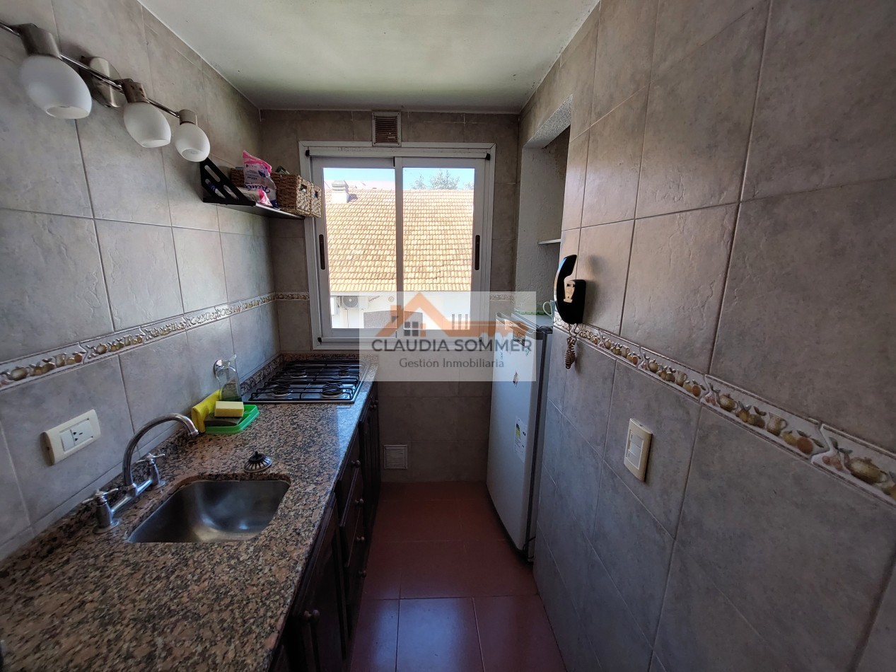 DEPARTAMENTO CON ENTREPISO, BALCON Y CERCA DEL MAR