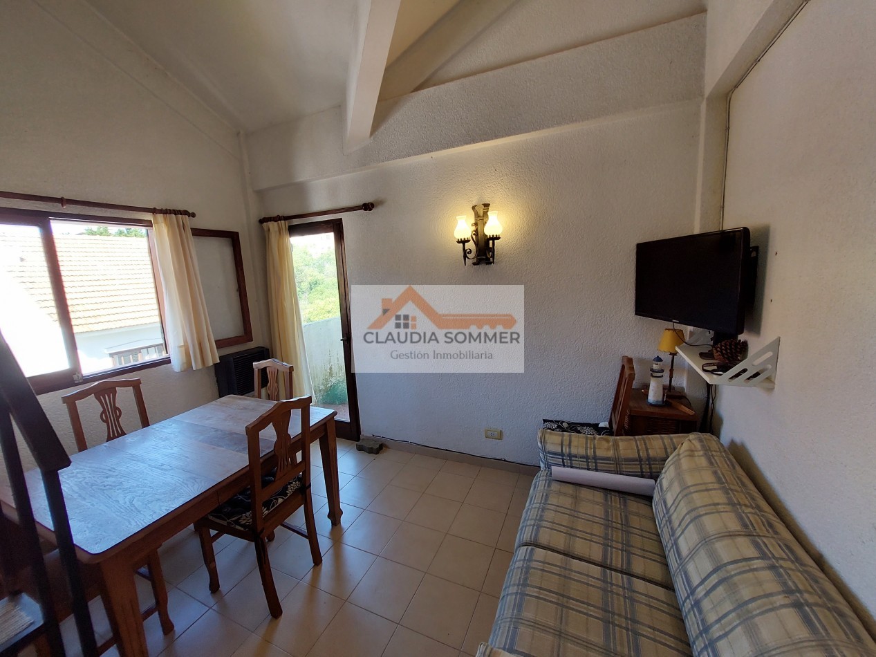 DEPARTAMENTO CON ENTREPISO, BALCON Y CERCA DEL MAR