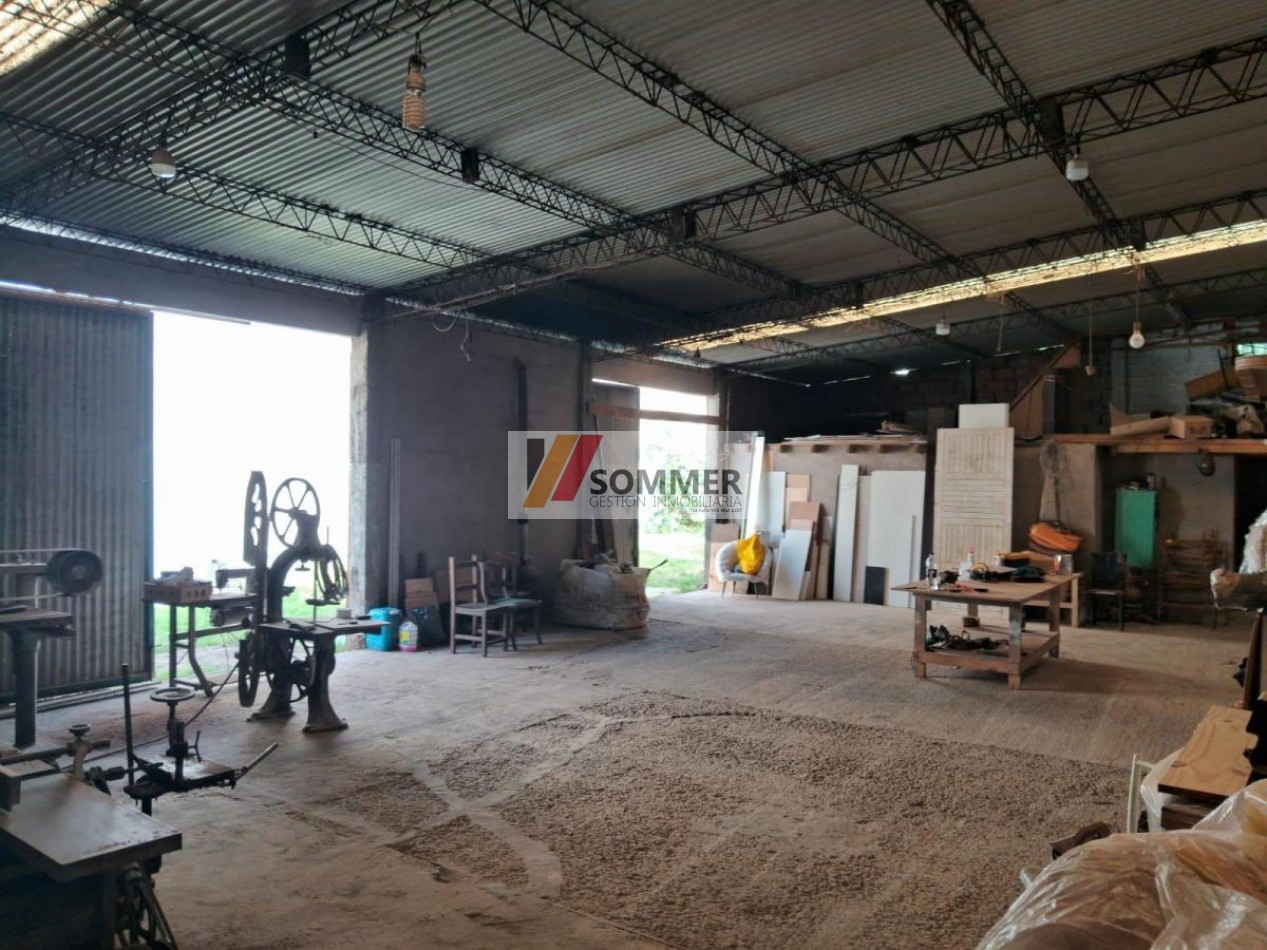 GALPON EN VENTA MAS VIVIENDA. ZONA INDUSTRIAL .