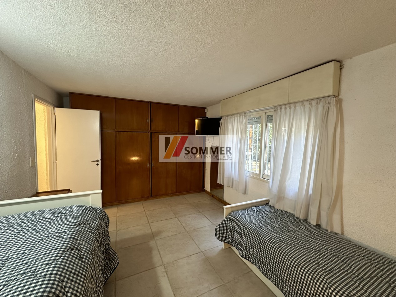 DOS CASAS IDEAL INVERSION PARA RENTA !!!! PROPIEDAD MULTIFAMILIAR - EXCELENTE UBICACION Y ESTADO -