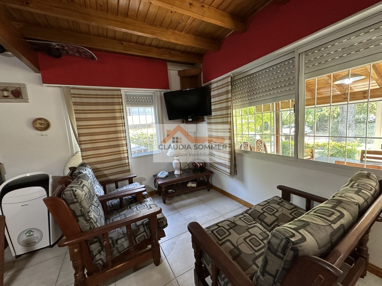 DOS CASAS IDEAL INVERSION PARA RENTA !!!! PROPIEDAD MULTIFAMILIAR - EXCELENTE UBICACION Y ESTADO -