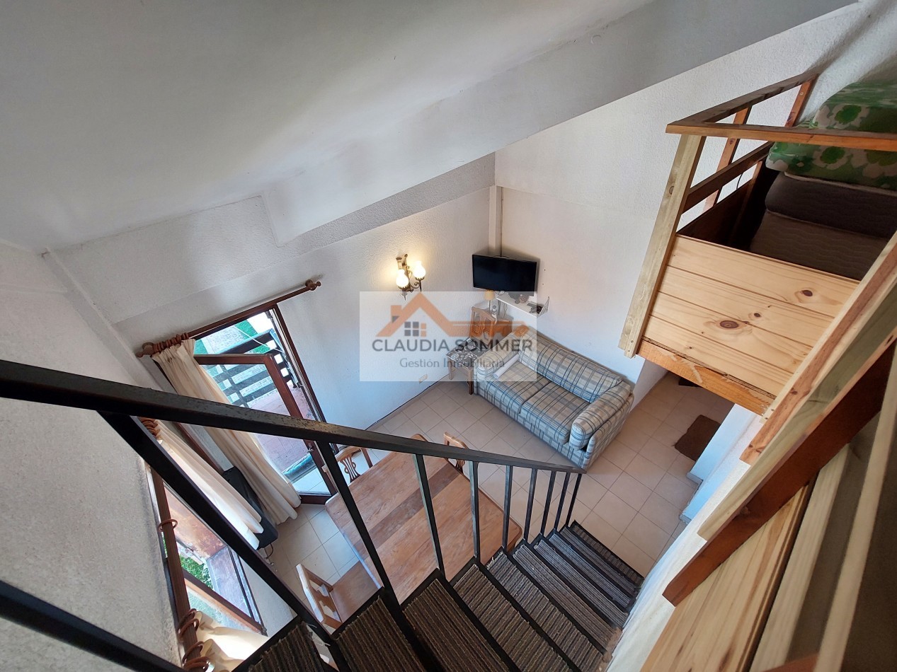 DEPARTAMENTO CON ENTREPISO, BALCON Y CERCA DEL MAR