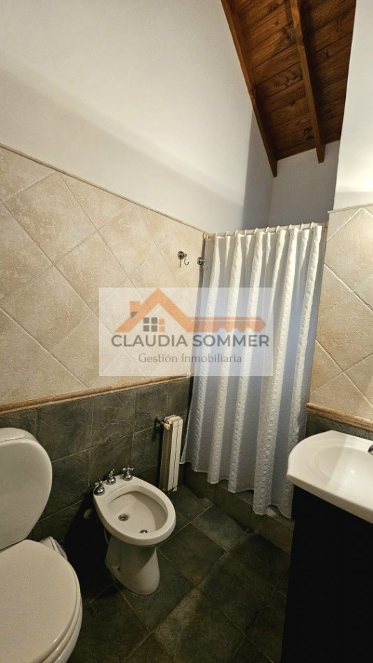 PINAMAR NORTE CHALET TRADICIONAL A SOLO 200 METROS DEL MAR