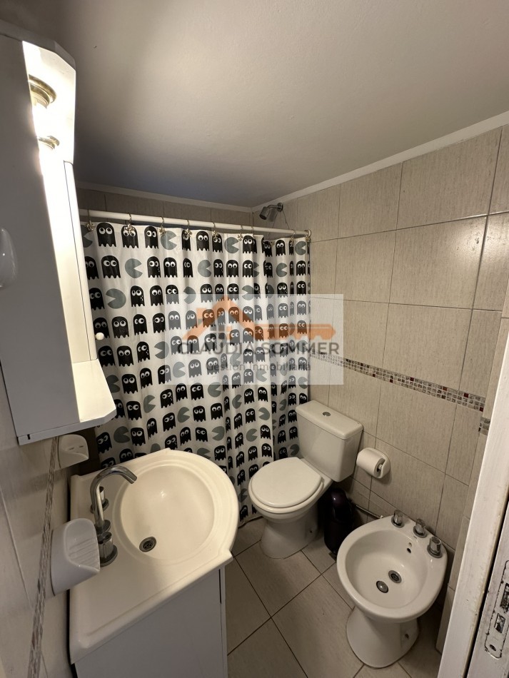DOS CASAS IDEAL INVERSION PARA RENTA !!!! PROPIEDAD MULTIFAMILIAR - EXCELENTE UBICACION Y ESTADO -
