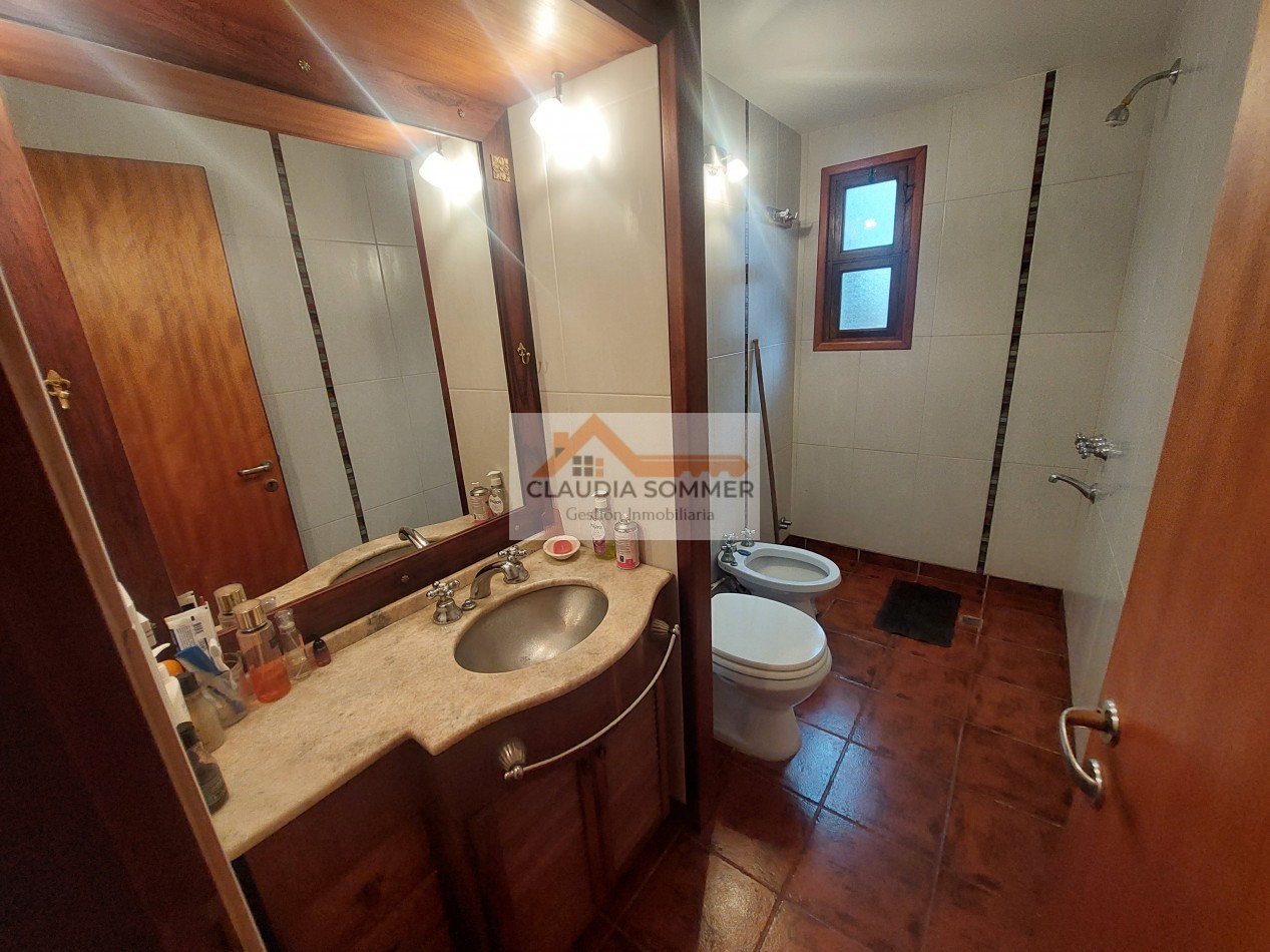 CASA EN VALERIA DEL MAR