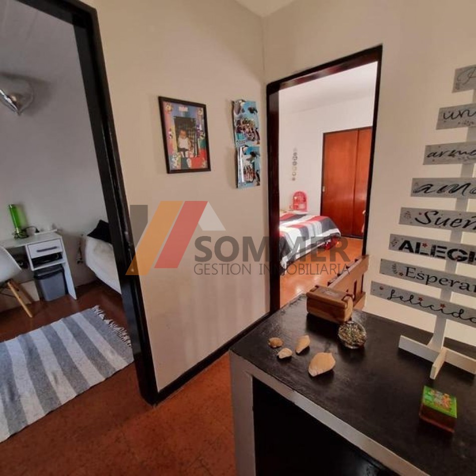 IMPECABLE DUPLEX DE TRES AMBIENTES