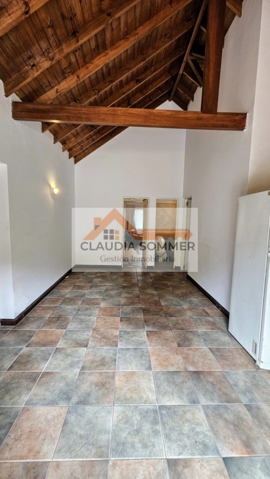 PINAMAR NORTE CHALET TRADICIONAL A SOLO 200 METROS DEL MAR