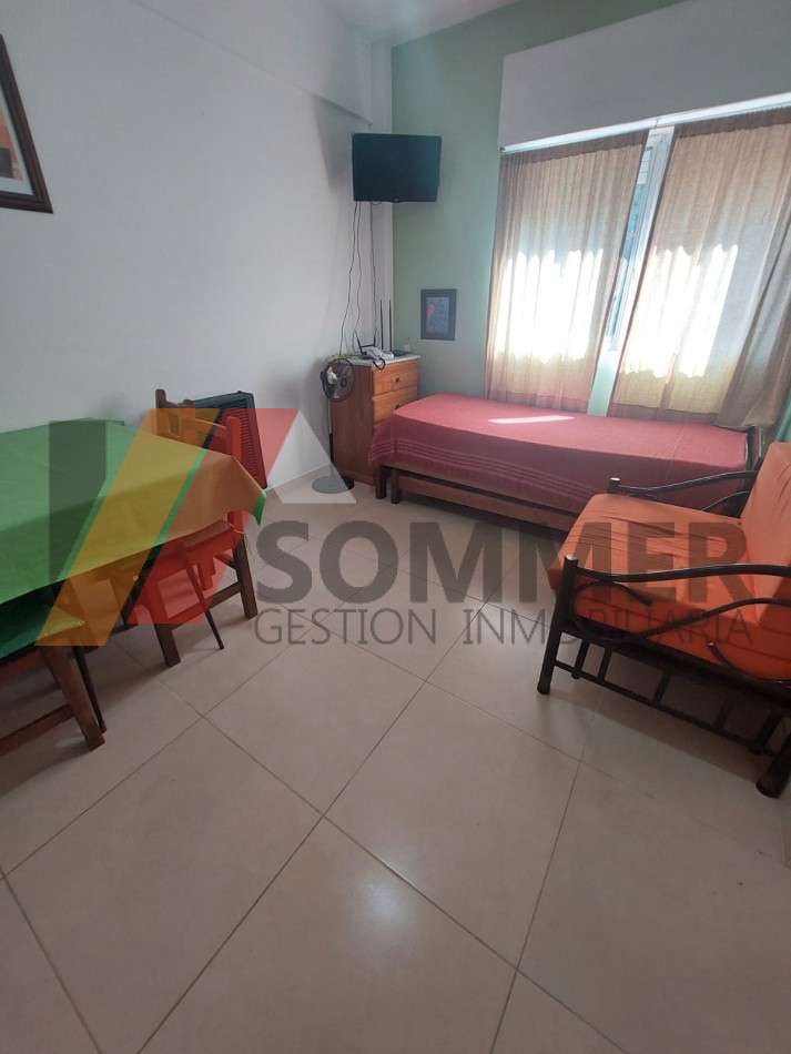 RETASADO DEPARTAMENTO EN PRIMER PISO DE DOS AMBIENTES CERCA DEL MAR