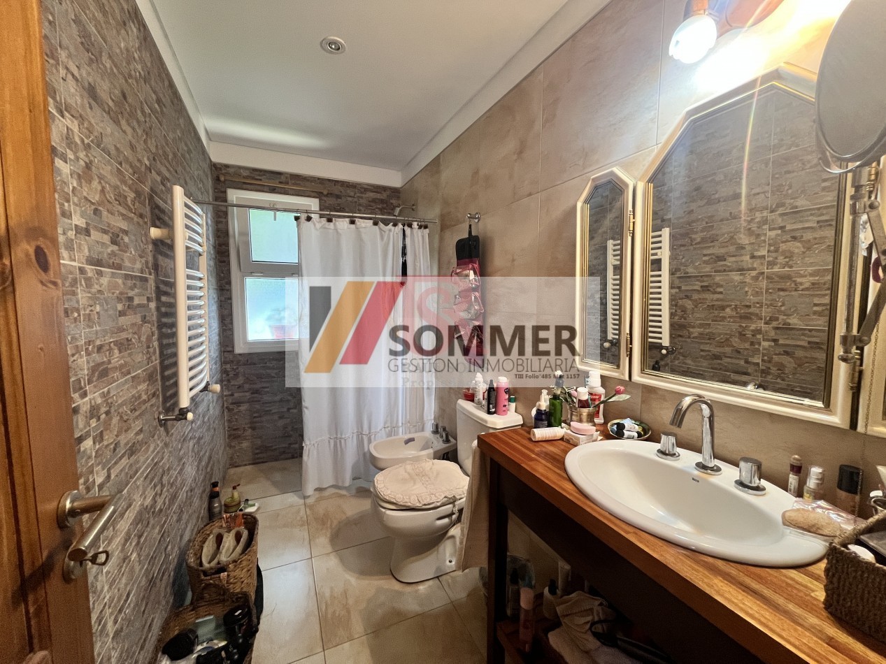 MODERNA CASA EN VENTA