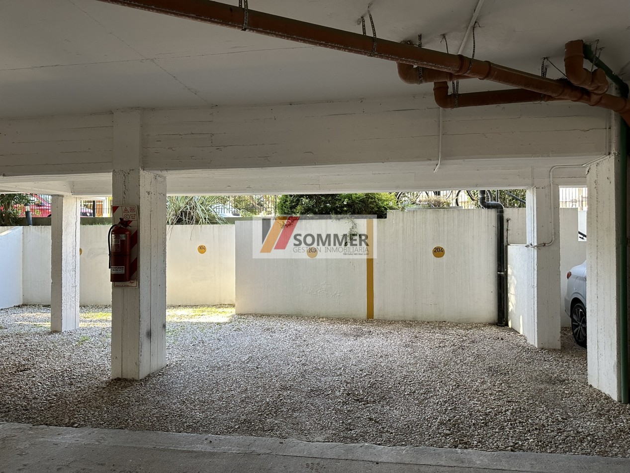 MODERNO DEPARTAMENTO EN EL CENTRO DE PINAMAR