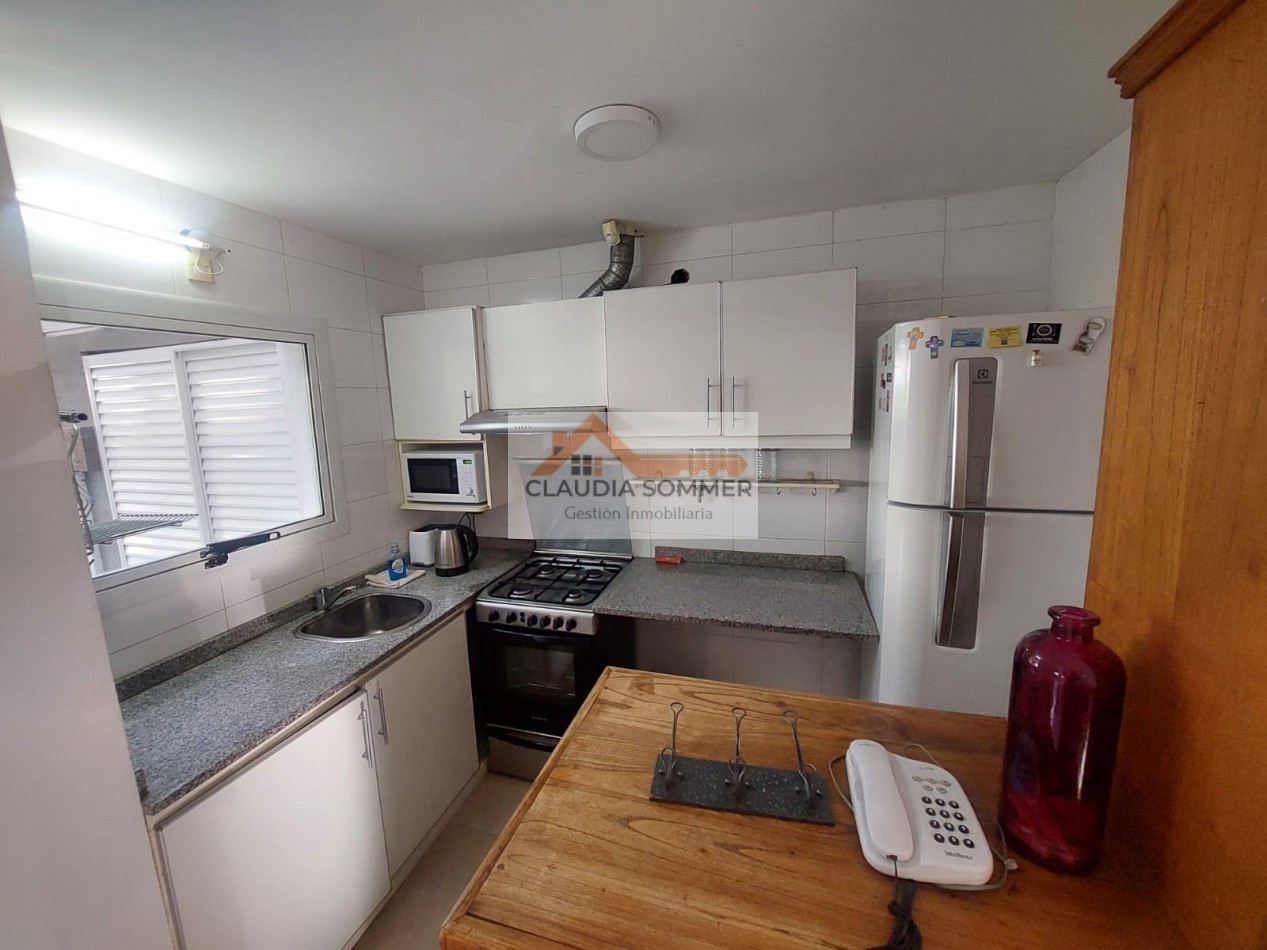 COMPLEJO TRIDENTE: COMODO TRIPLEX  CON PATIO, PARRILLA,COCHERA, PARQUE Y PISCINA.