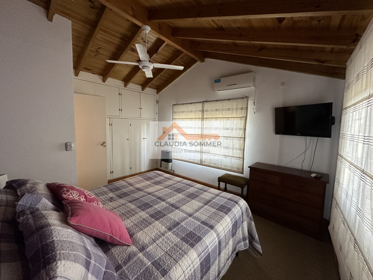 DOS CASAS IDEAL INVERSION PARA RENTA !!!! PROPIEDAD MULTIFAMILIAR - EXCELENTE UBICACION Y ESTADO -