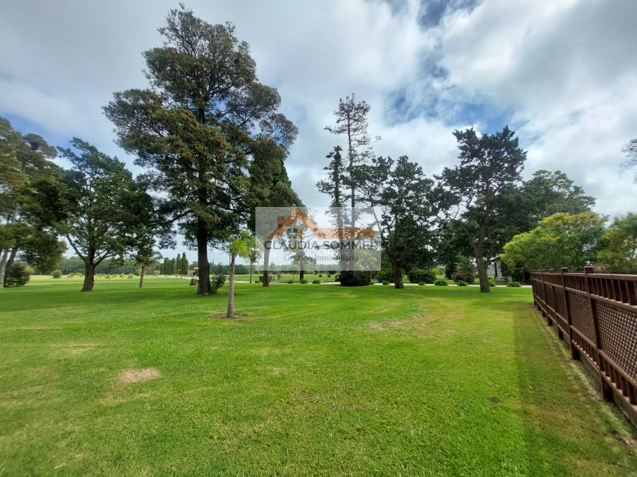 Hermoso Lote en Barrio Privado!
