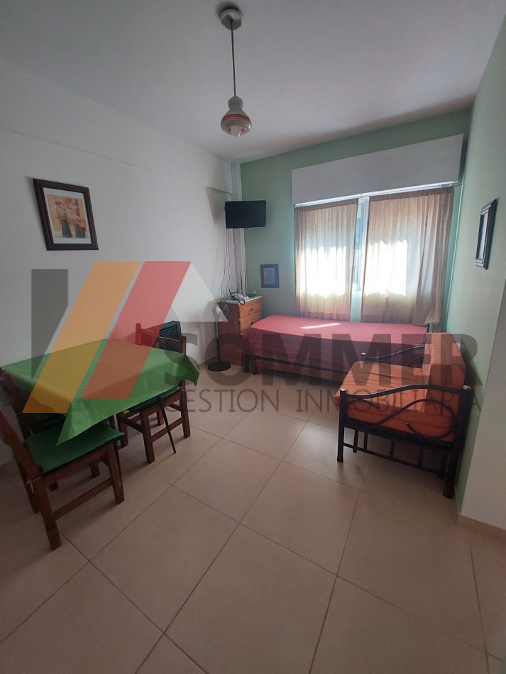 RETASADO DEPARTAMENTO EN PRIMER PISO DE DOS AMBIENTES CERCA DEL MAR