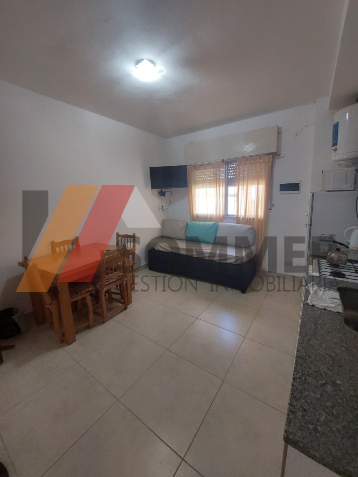 RETASADO DEPARTAMENTO EN PLANTA BAJA DE DOS AMBIENTES A METROS DEL MAR