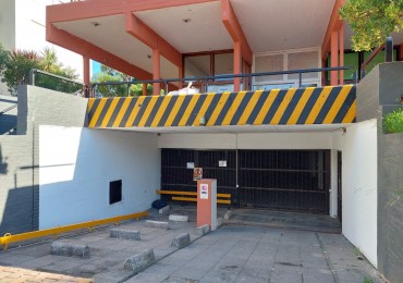 VENDO AMPLIA COCHERA EN EL CENTRO DE PINAMAR