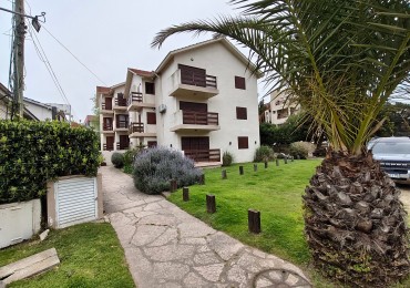 DEPARTAMENTO CON COCHERA Y GAS NATURAL