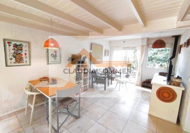 DUPLEX CON COCHERA PERMUTA PARCIAL POR LOTE EN PINAMAR