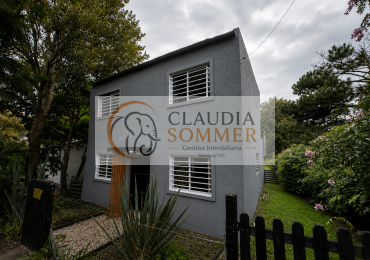 AMPLIA CASA EN MAR DE OSTENDE - PINAMAR- CERCA DE LA PLAYA Y DEL CENTRO COMERCIAL